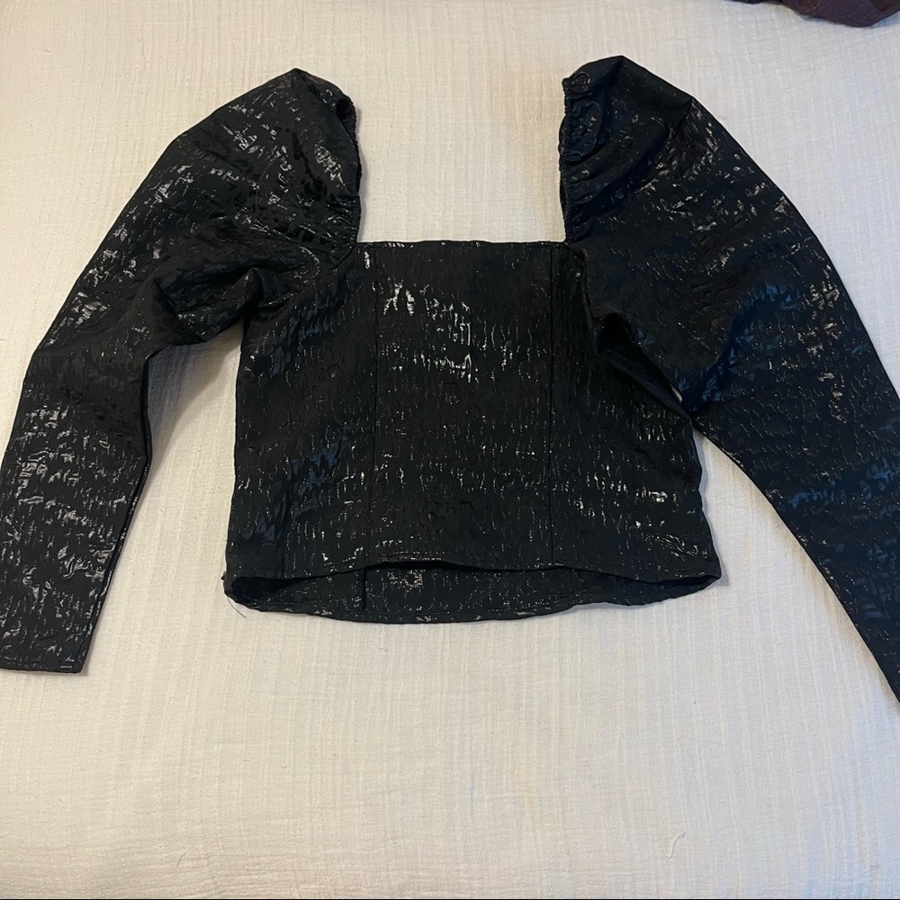 H&M Puff Sleeve Square Neck Shimmer Top - Picture 4 of 7